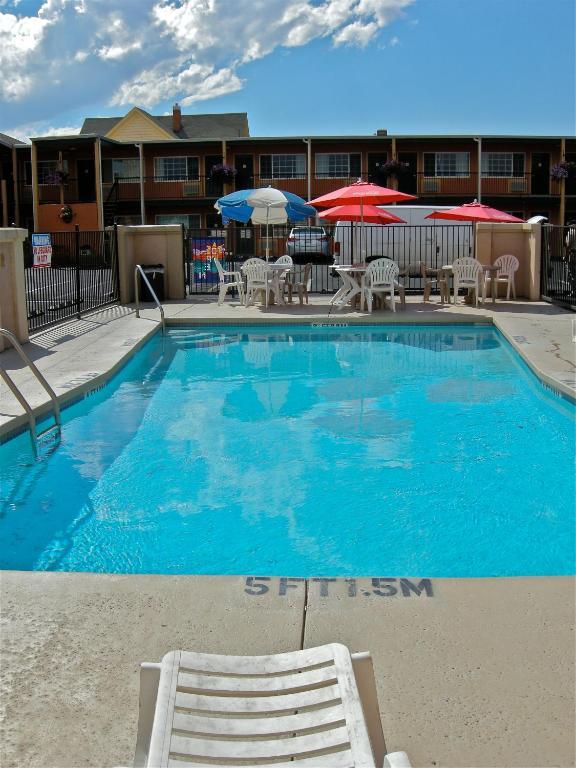 Americas Best Value Inn - Pendleton Exterior photo